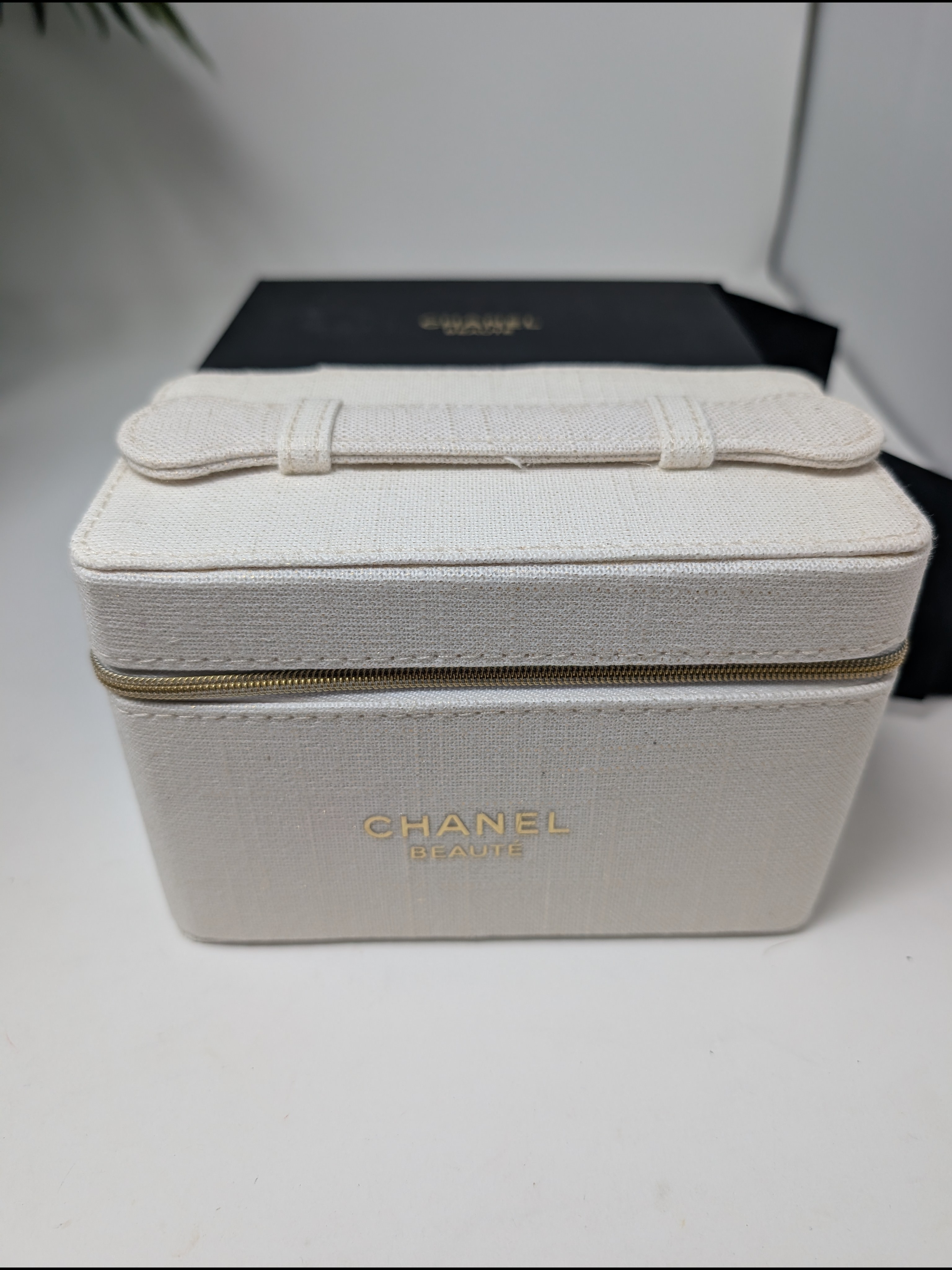 Chanel Beaut Cream Canvas Travel Case Authentic Gwp Brand New